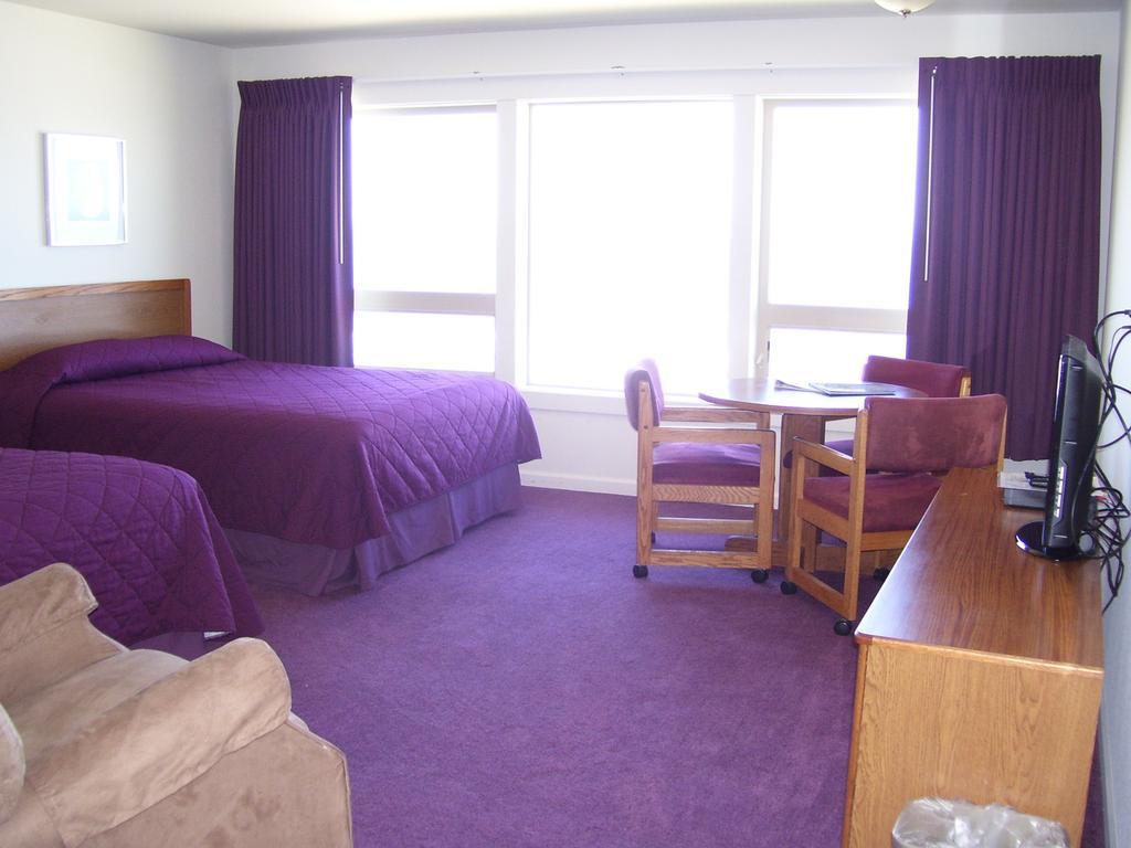Sea Horse Ocean Front Lodging Lincoln City Rom bilde