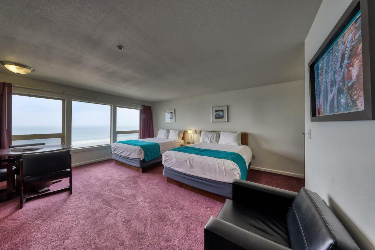 Sea Horse Ocean Front Lodging Lincoln City Rom bilde